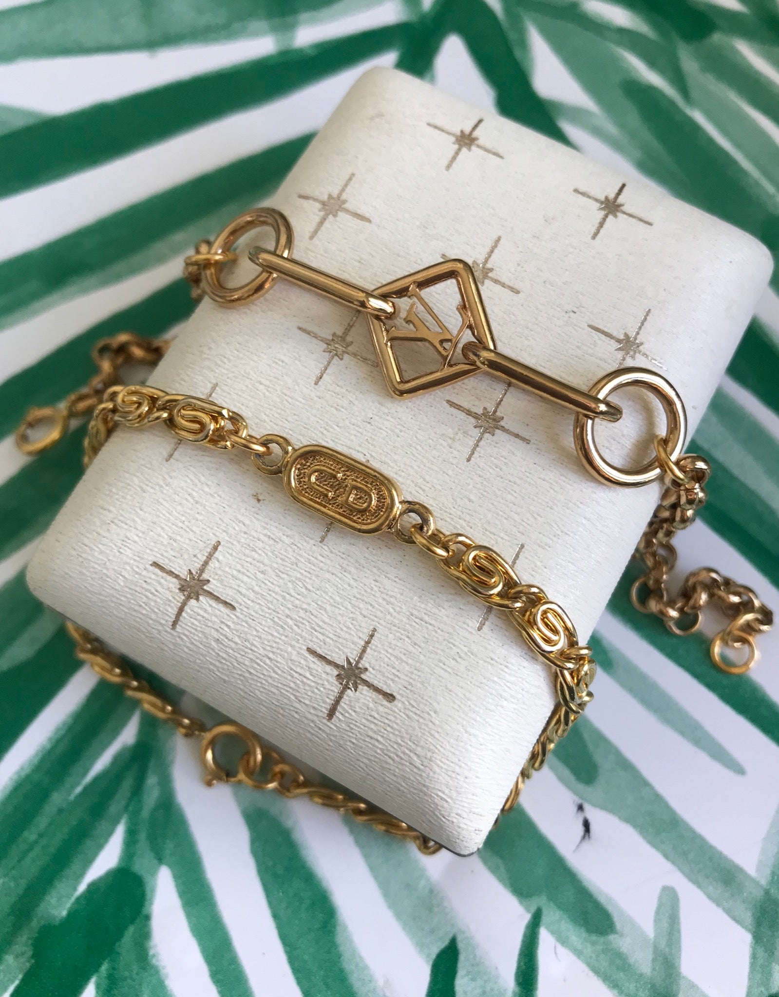 Louis Vuitton Vintage - Monogram Charm Bracelet - Gold Multi - LV