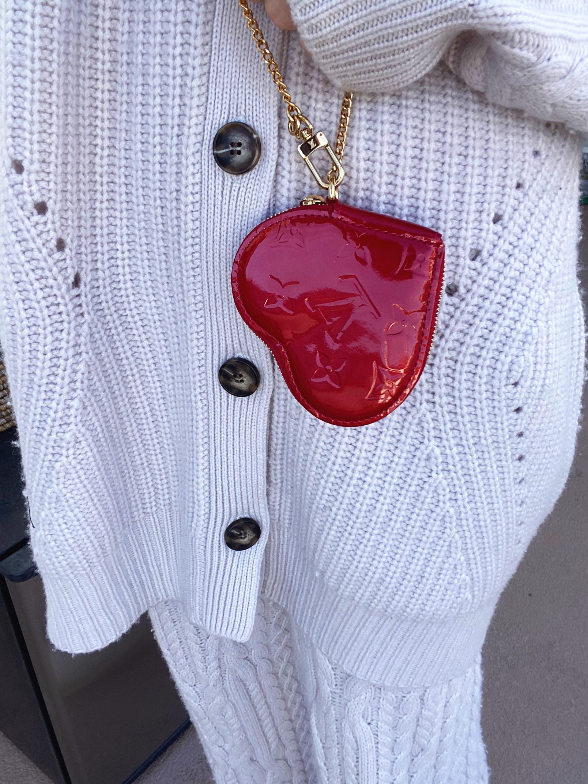 Louis Vuitton Pearl Vernis Heart Coin/Key Case (Full Set) – Season 2 Consign