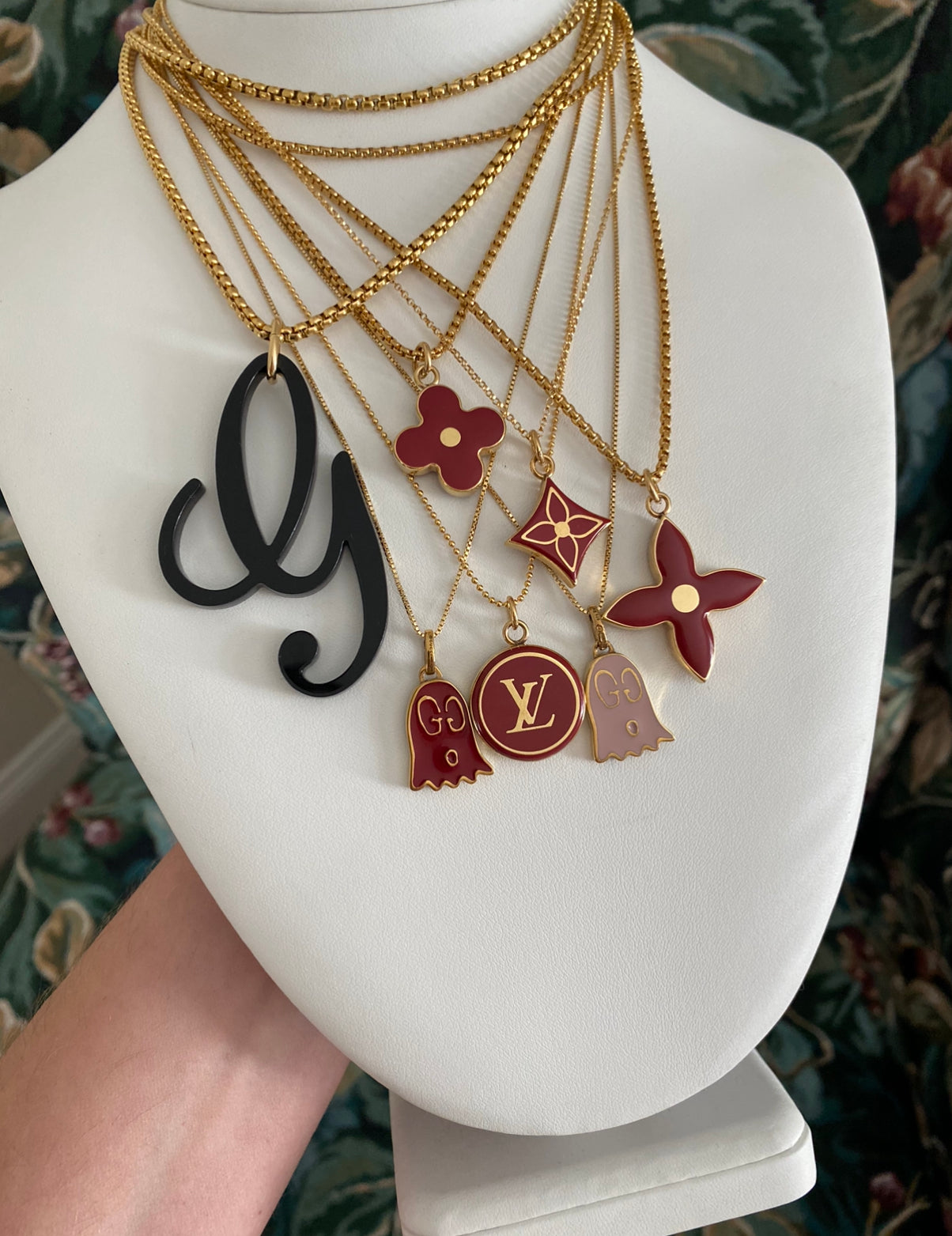 LV Red Flower Necklace repurposed – GLASS