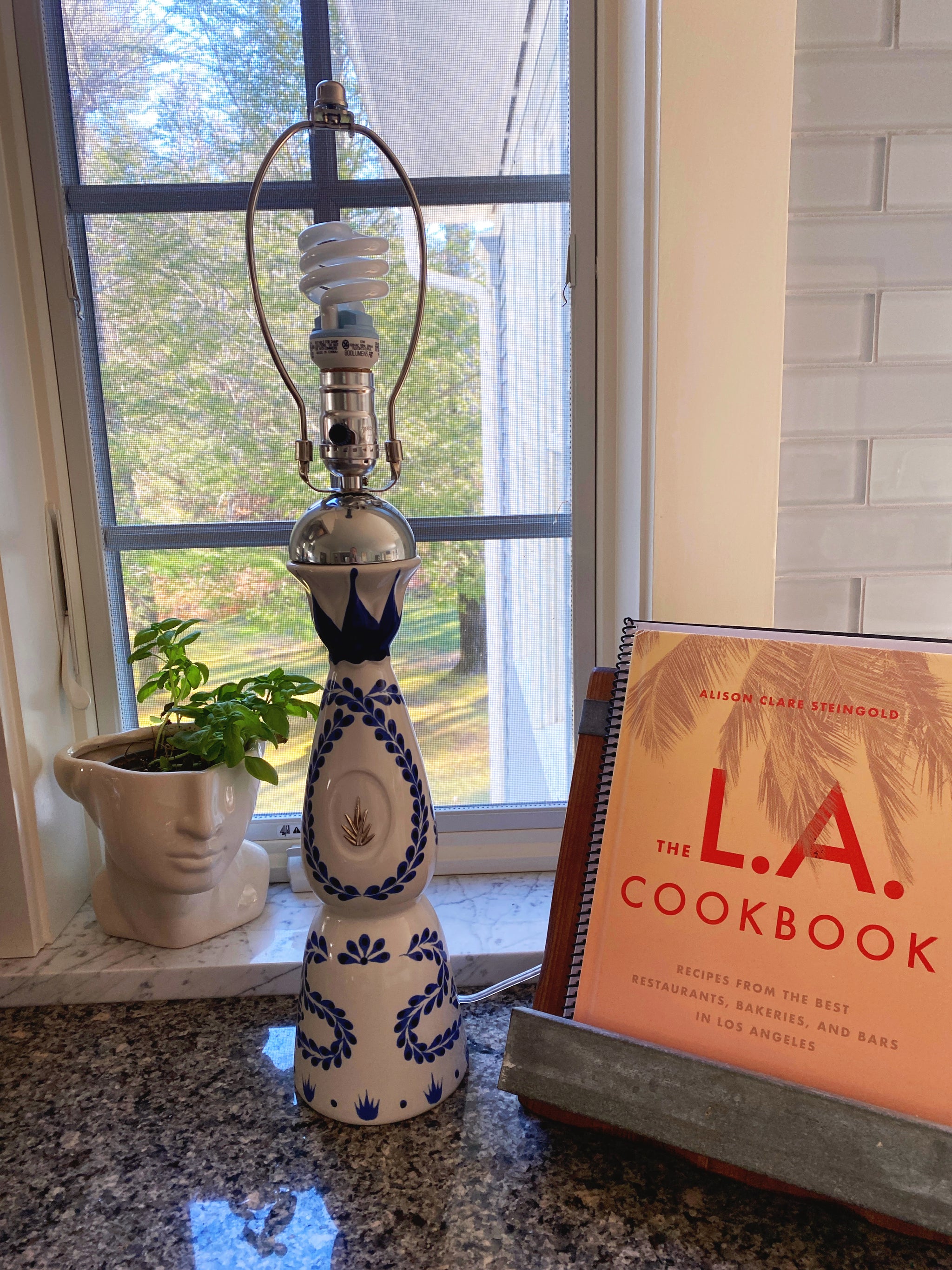 LIMITED EDITION Blue and White Clase Azul Tequila Lamp – Old Soul